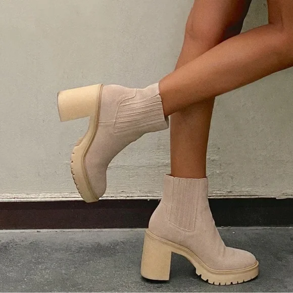 Dolce Vita Booties - Picture 1 of 2